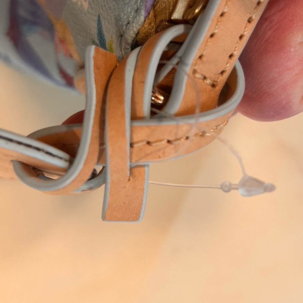Dooney & Bourke Disney Crossbody Satchel NWOT - Picture 8 of 8